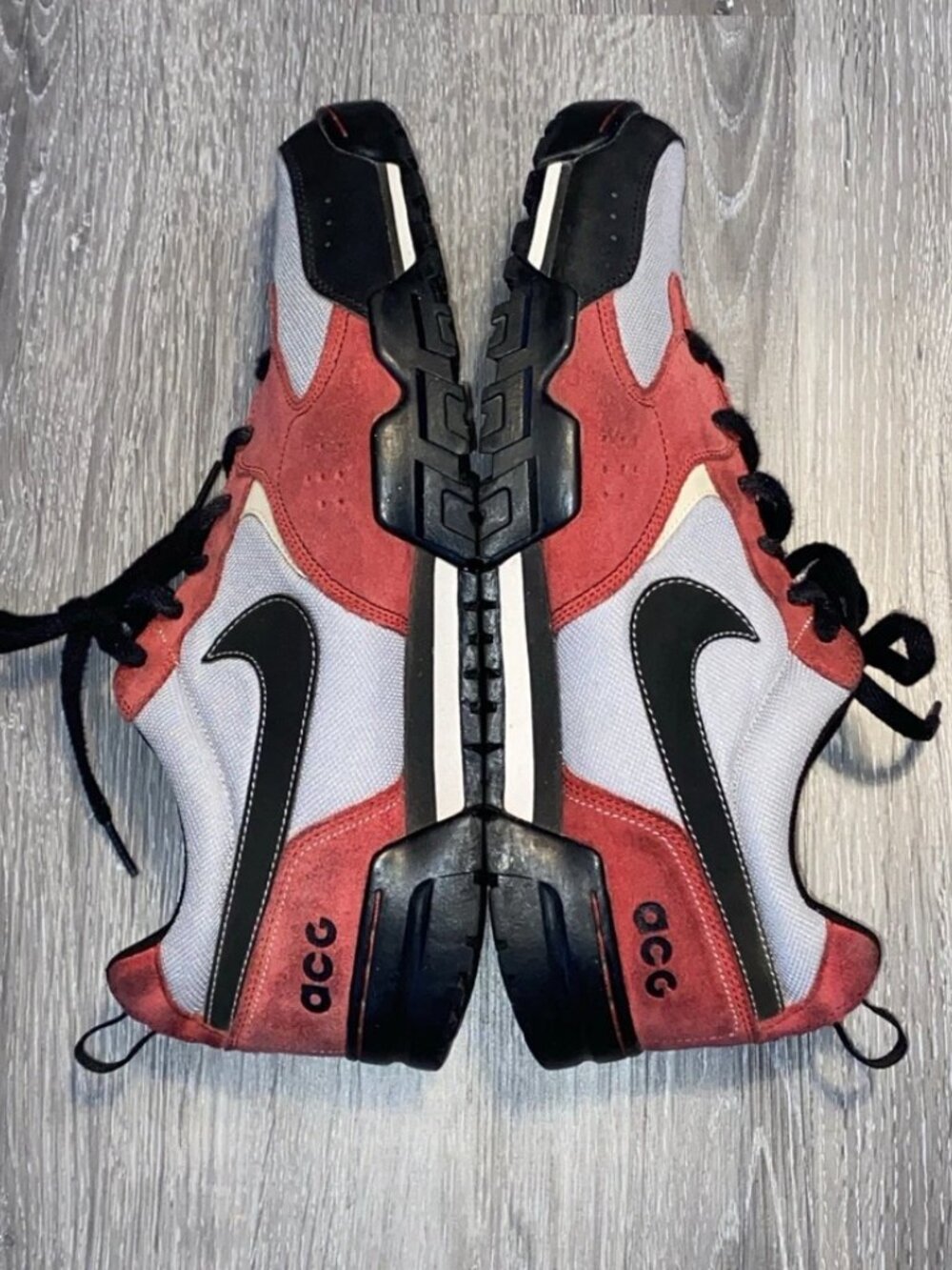 Nike ACG Pyroclast Vintage Trail Sneaker Red Grey Black Outdoors Hiking Sz 12